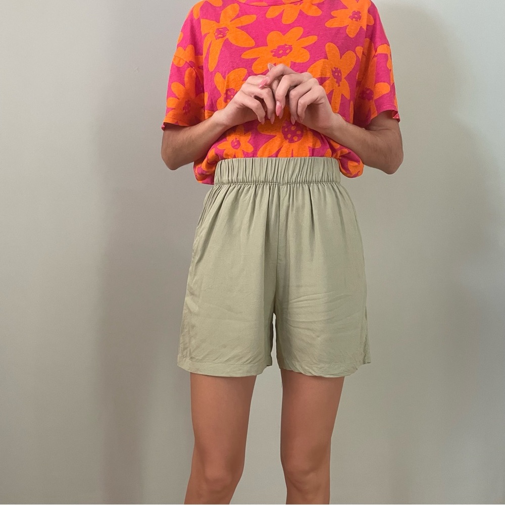 H&M High Rise Casual Bottoms!